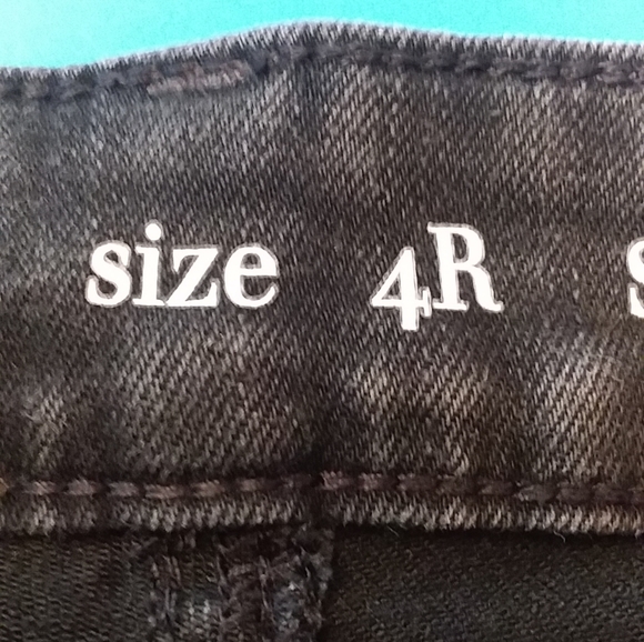 I156, Crown and Ivy, size10r, skinny jeans. - Picture 4 of 8